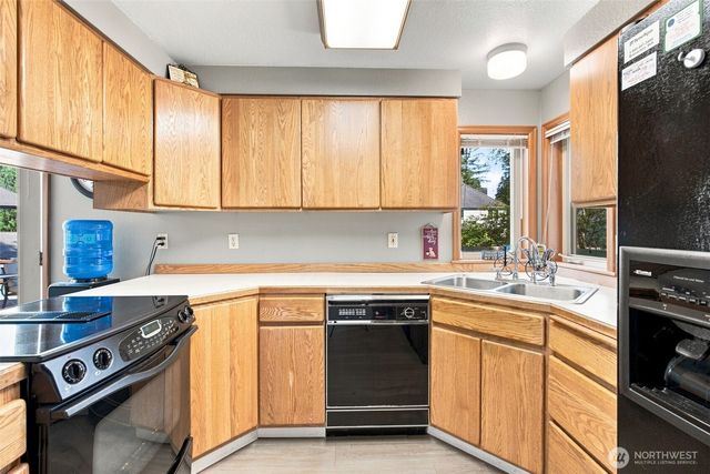240 E Channel Drive, Allyn, WA 98524