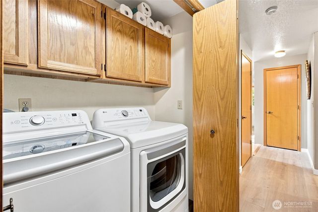 240 E Channel Drive, Allyn, WA 98524