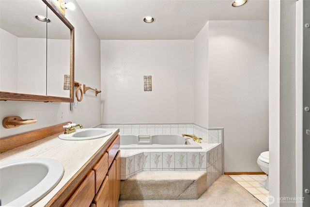 240 E Channel Drive, Allyn, WA 98524