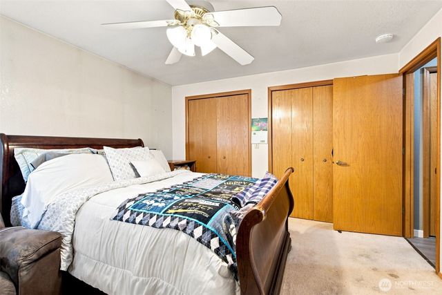 240 E Channel Drive, Allyn, WA 98524