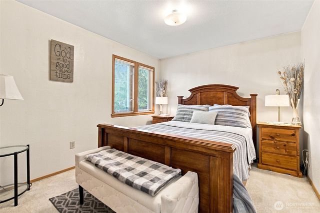 240 E Channel Drive, Allyn, WA 98524