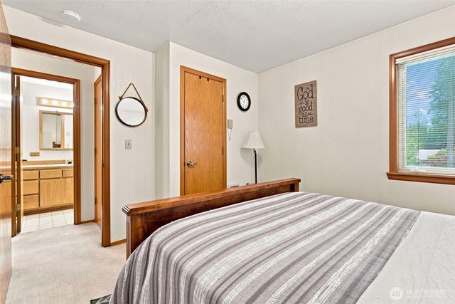 240 E Channel Drive, Allyn, WA 98524