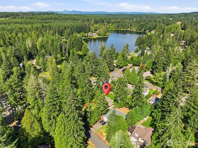 240 E Channel Drive, Allyn, WA 98524