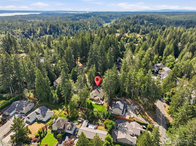 240 E Channel Drive, Allyn, WA 98524