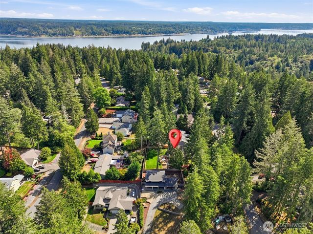 240 E Channel Drive, Allyn, WA 98524