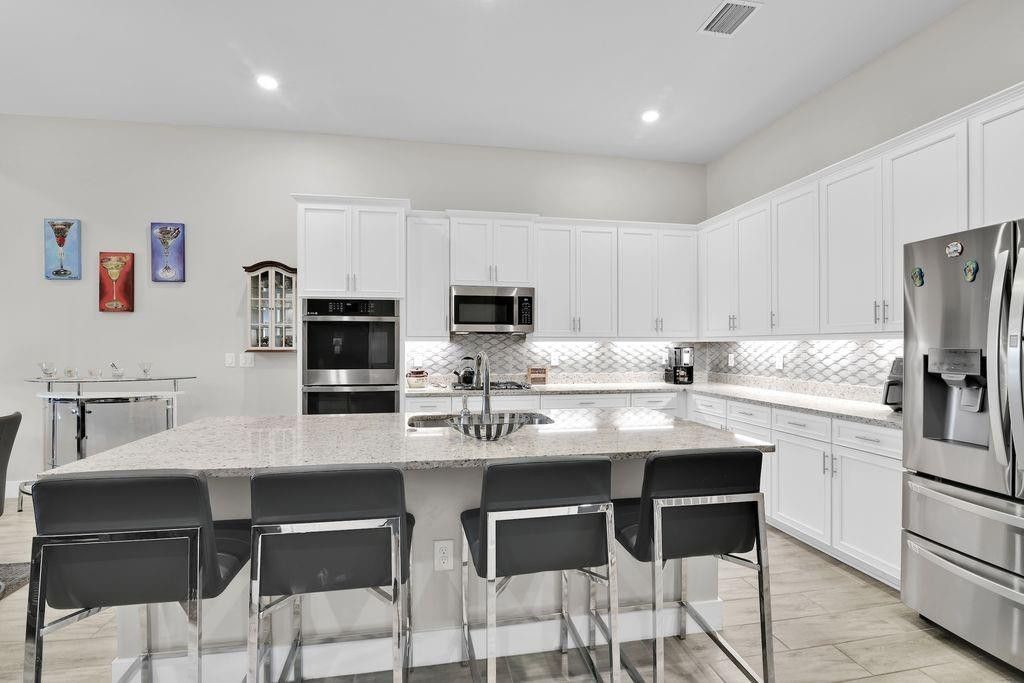 Image 23 of property listing at 7524 N Blue Spring Drive, Parkland, FL 33067