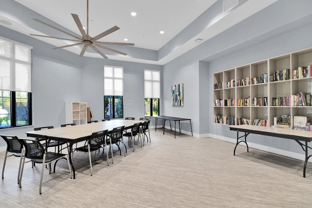 Image 58 of property listing at 7524 N Blue Spring Drive, Parkland, FL 33067