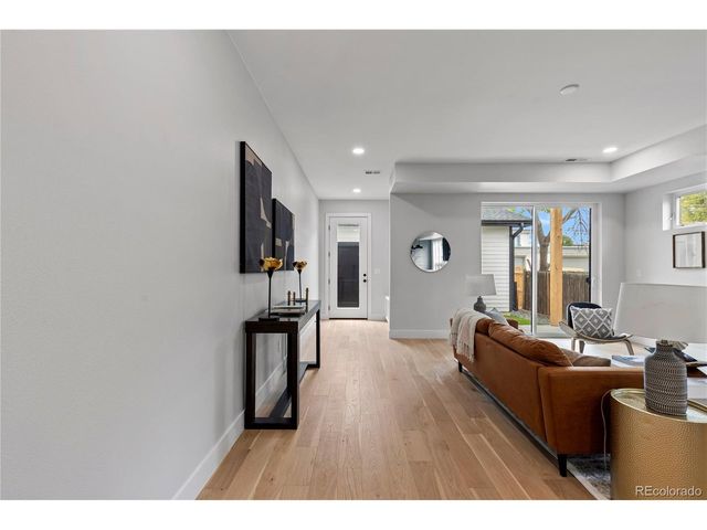 3565 S Corona St, Englewood, CO 80113