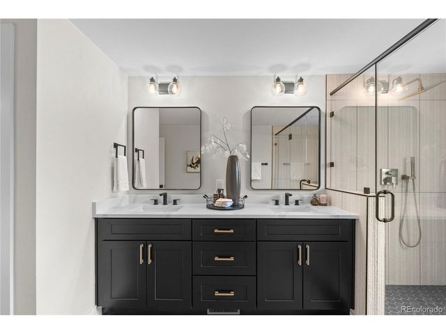 3565 S Corona St, Englewood, CO 80113