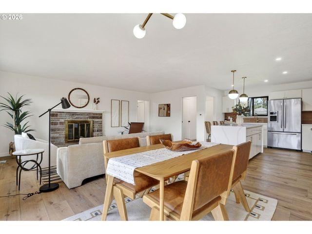 5440 Ne JESSUP St, Portland, OR 97218