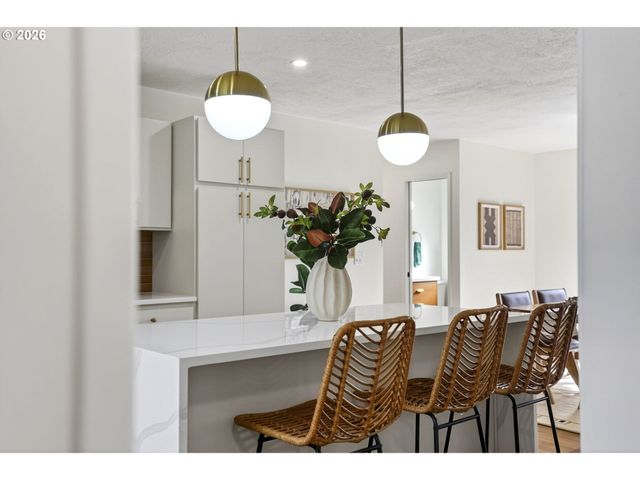 5440 Ne JESSUP St, Portland, OR 97218