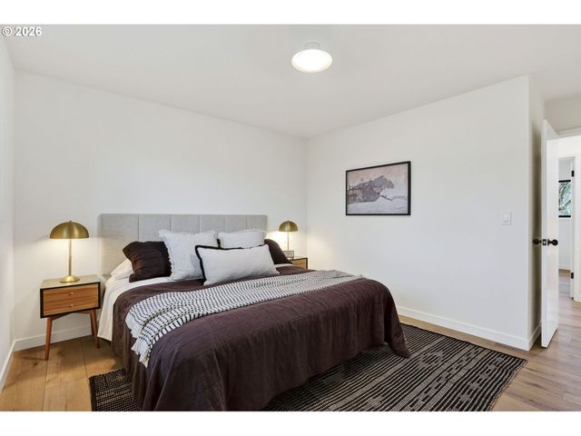 5440 Ne JESSUP St, Portland, OR 97218