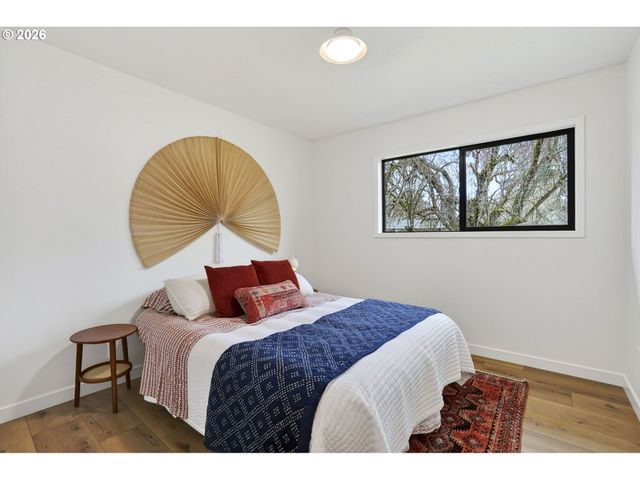 5440 Ne JESSUP St, Portland, OR 97218