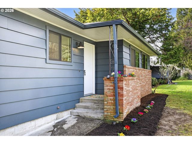 5440 Ne JESSUP St, Portland, OR 97218