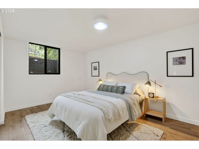 5440 Ne JESSUP St, Portland, OR 97218