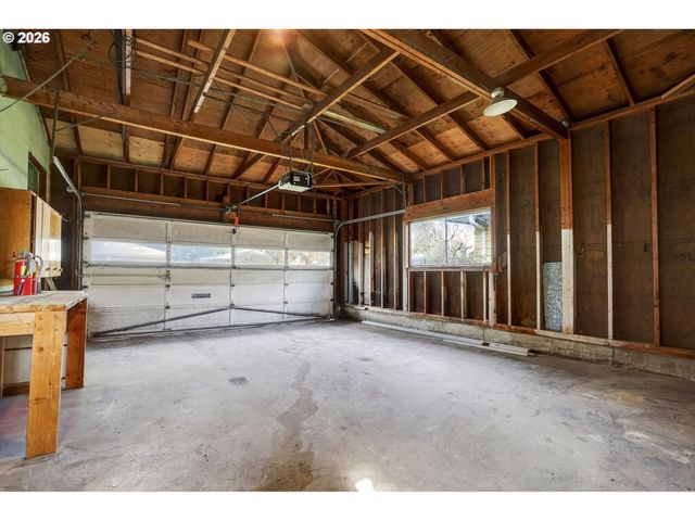 5440 Ne JESSUP St, Portland, OR 97218