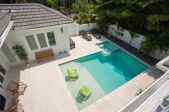 335 16TH AVENUE NE, St Petersburg, FL 33704