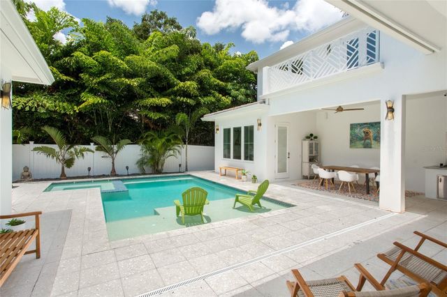 335 16TH AVENUE NE, St Petersburg, FL 33704