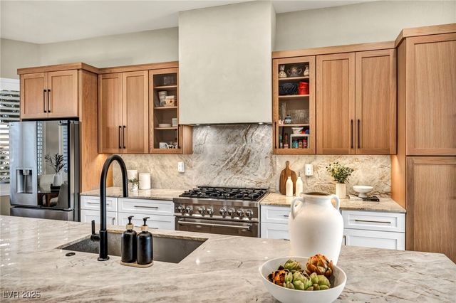 9917 Villa Ridge Drive, Las Vegas, NV 89134