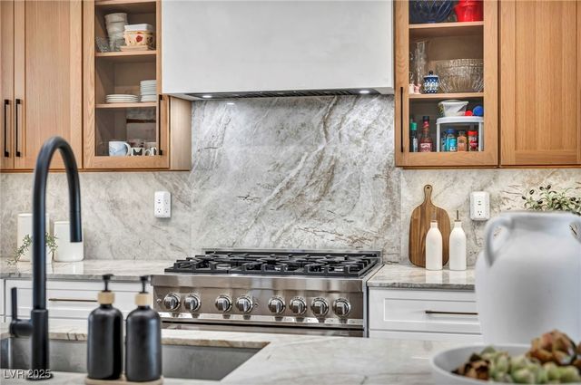 9917 Villa Ridge Drive, Las Vegas, NV 89134