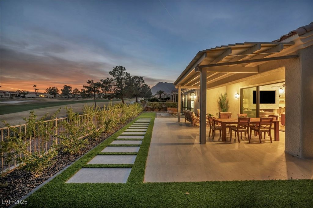 9917 Villa Ridge Drive, Las Vegas, NV 89134