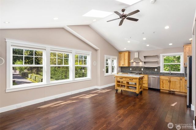 17730 164th Avenue NE, Woodinville, WA 98072