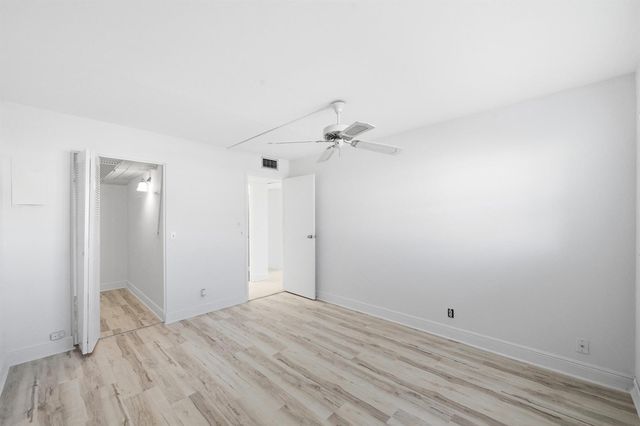 452 Brittany J, Delray Beach, FL 33446