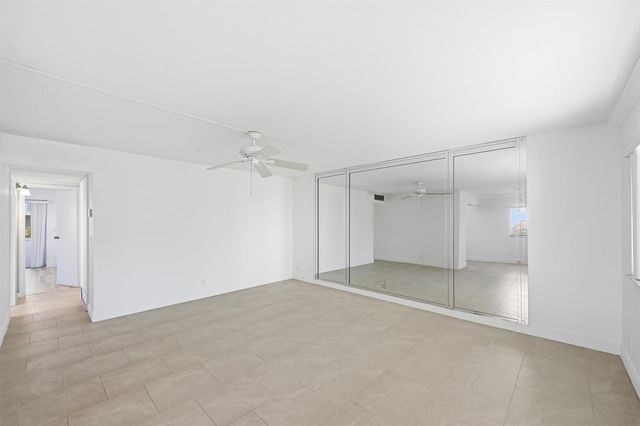 452 Brittany J, Delray Beach, FL 33446