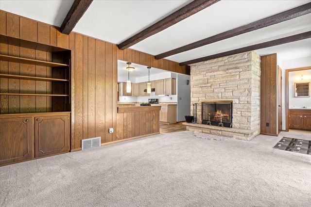 1610 Hickory STREET, South Milwaukee, WI 53172