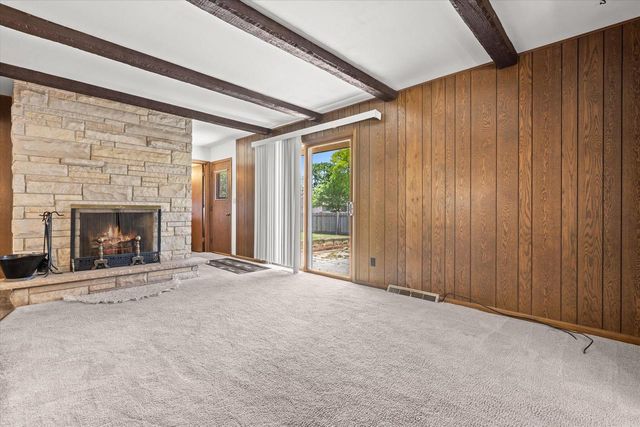 1610 Hickory STREET, South Milwaukee, WI 53172