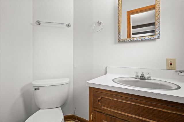 1610 Hickory STREET, South Milwaukee, WI 53172