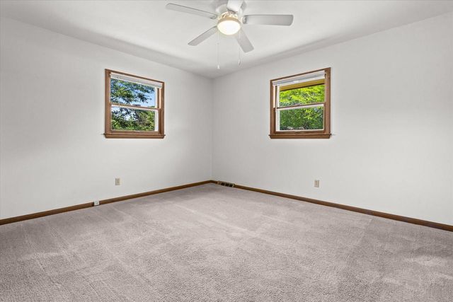 1610 Hickory STREET, South Milwaukee, WI 53172