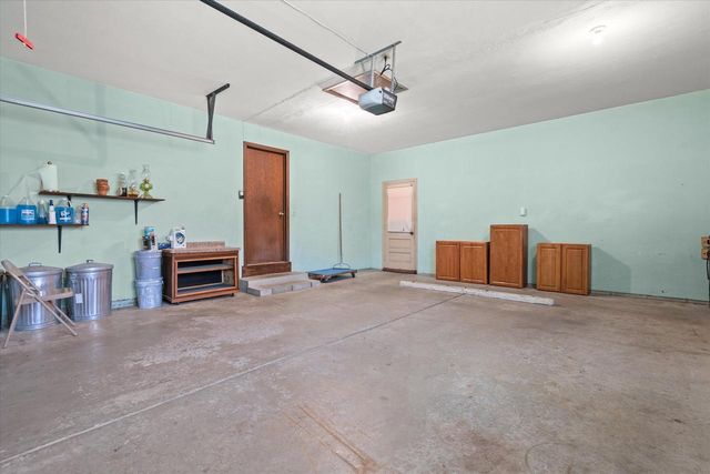 1610 Hickory STREET, South Milwaukee, WI 53172