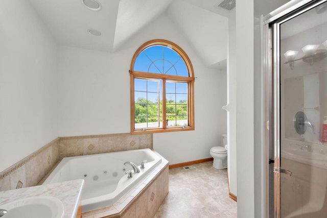 9505 N Michael COURT, Milwaukee, WI 53224