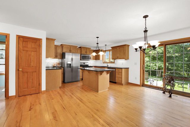 9505 N Michael COURT, Milwaukee, WI 53224