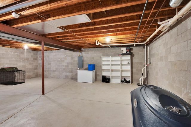 9505 N Michael COURT, Milwaukee, WI 53224