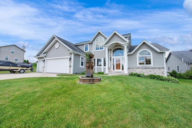 9505 N Michael COURT, Milwaukee, WI 53224