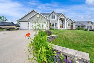 9505 N Michael COURT, Milwaukee, WI 53224