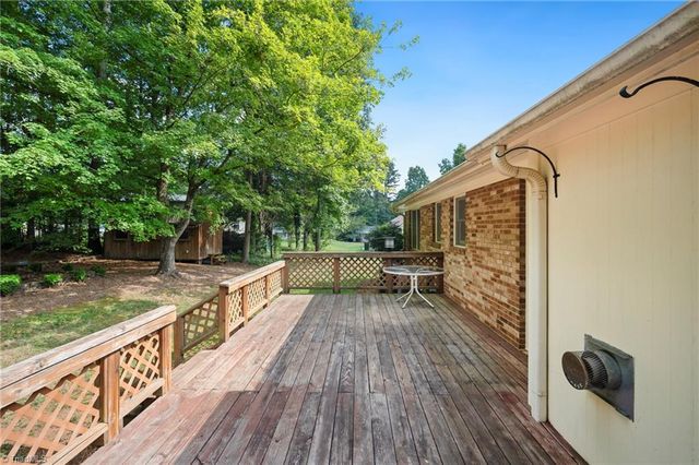 603 Hunters Way, Lexington, NC 27292
