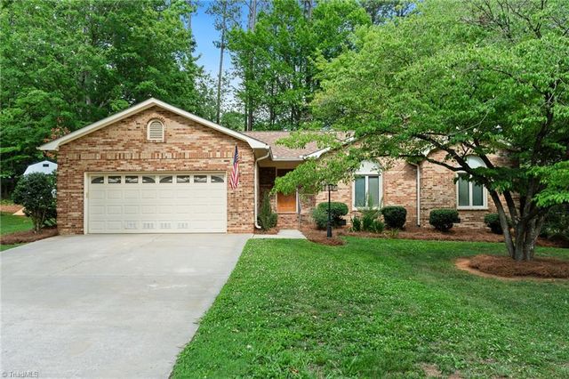 603 Hunters Way, Lexington, NC 27292