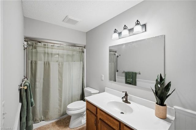 603 Hunters Way, Lexington, NC 27292
