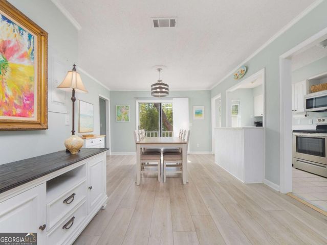 800 Mallery Street, St. Simons, GA 31522