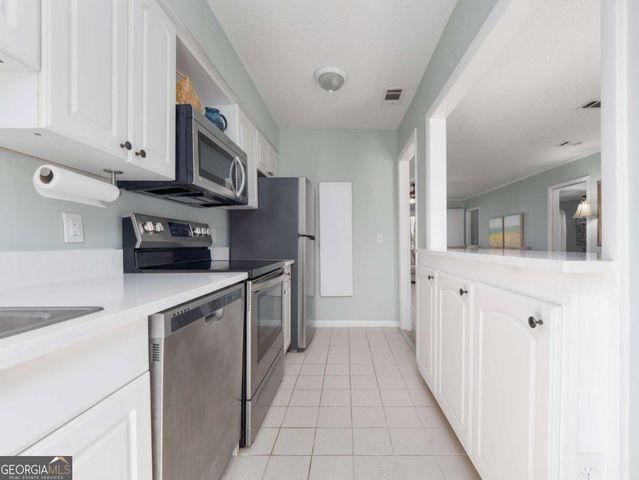 800 Mallery Street, St. Simons, GA 31522
