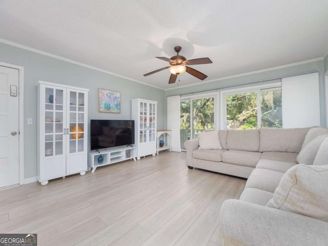 800 Mallery Street, St. Simons, GA 31522