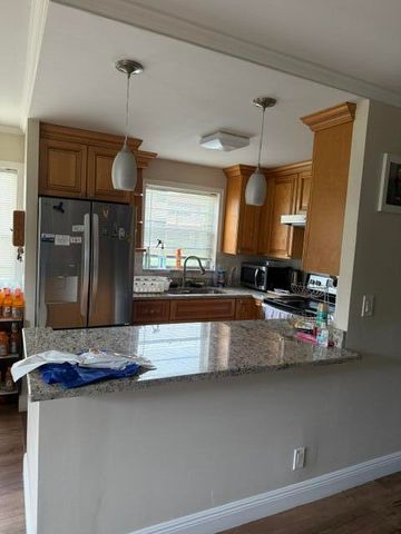 230 N KENT N 230, West Palm Beach, FL 33417