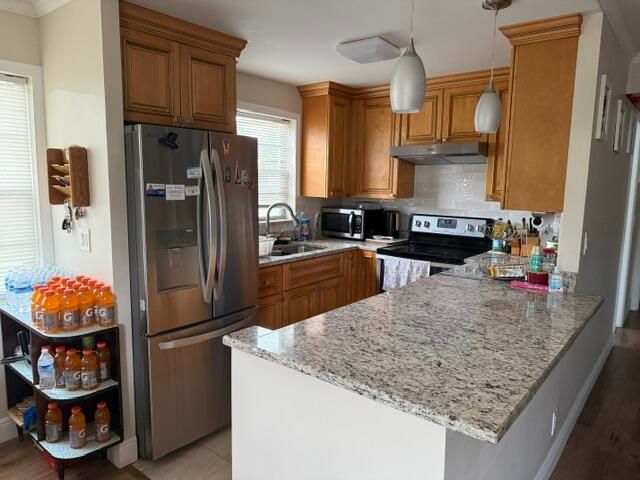 230 N KENT N 230, West Palm Beach, FL 33417