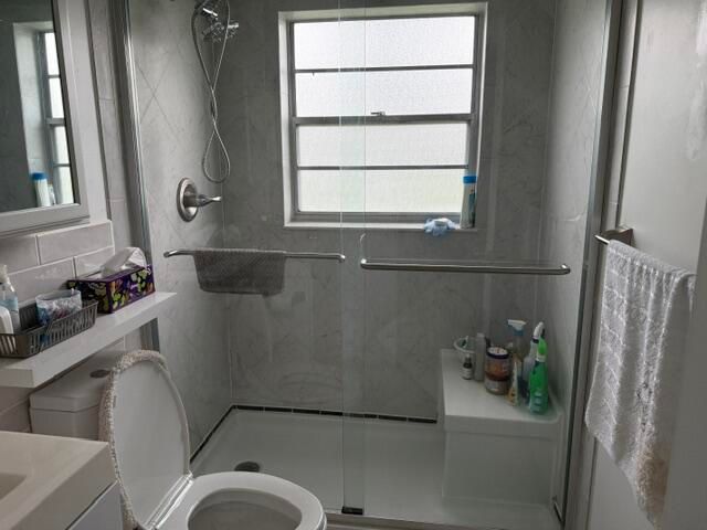 230 N KENT N 230, West Palm Beach, FL 33417