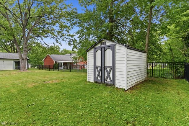 161 Devorah Drive, Aurora, OH 44202