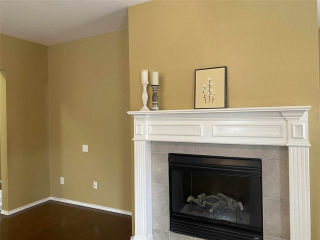 209 Moonlight Drive, Euless, TX 76039