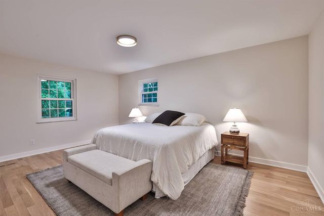 8765 Weller Road, Montgomery, OH 45249